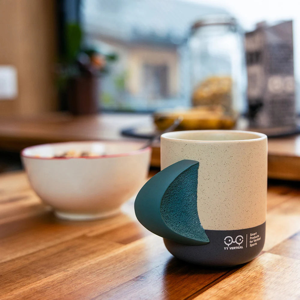 YY Vertical Climbing Mug Evo | Design Simon Favrot