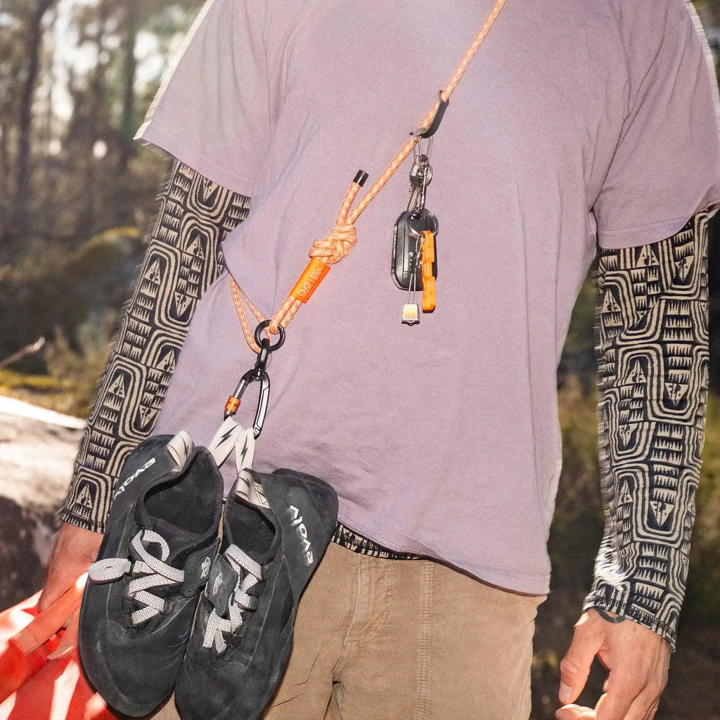 YY Vertical Leash