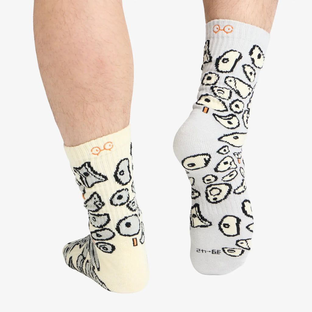 YY Vertical Spray Wall Socks